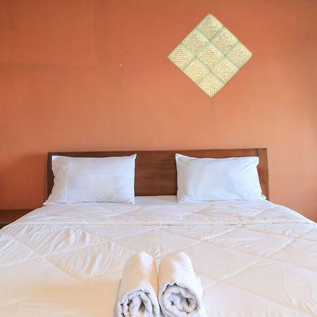 Hotel Tara Bar & Resto Air Sanih Kubutambahan  Esterno foto