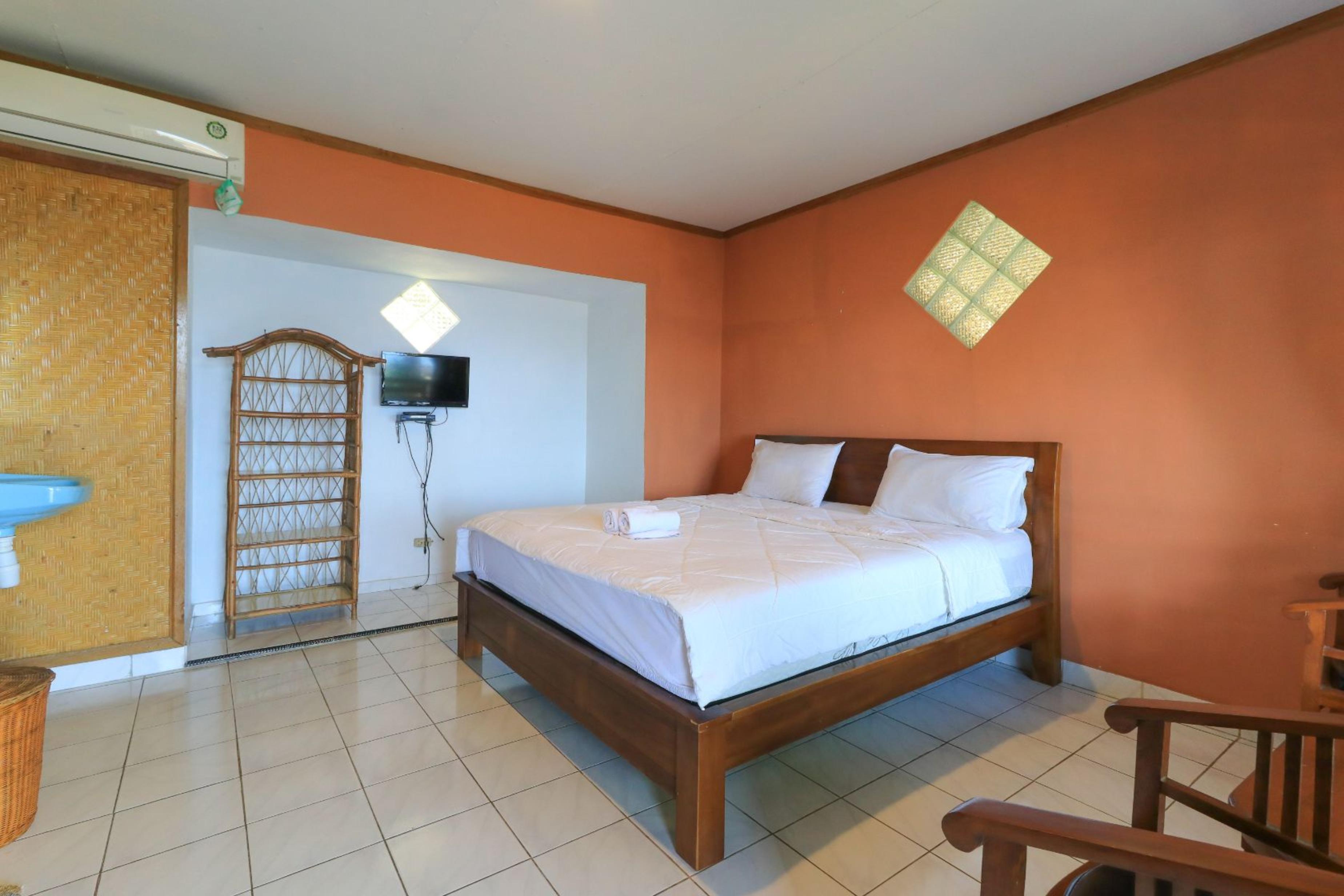 Hotel Tara Bar & Resto Air Sanih Kubutambahan  Esterno foto